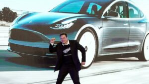 Tesla की भारत में entry.....