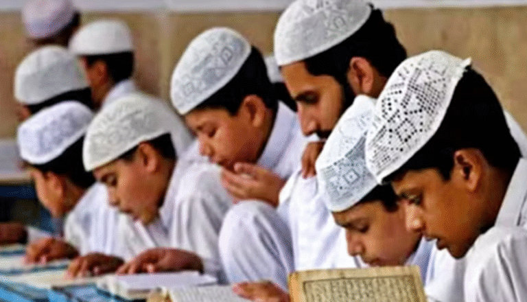 उत्तराखंड मदरसा बोर्ड खत्म।