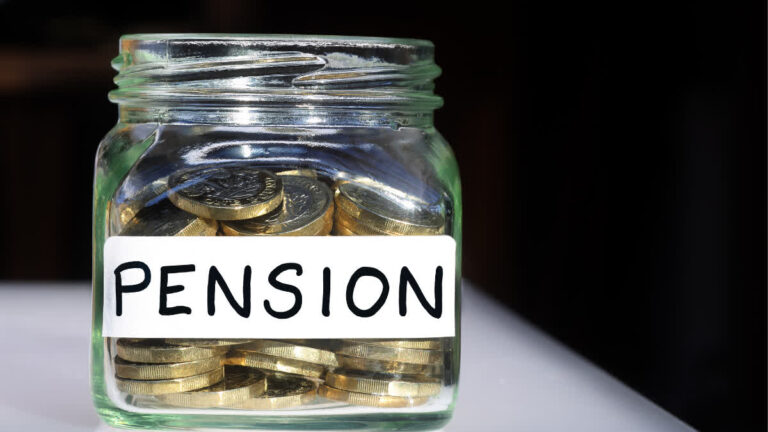 20 साल नौकरी में भी मिलेगा वीआरएस का लाभ